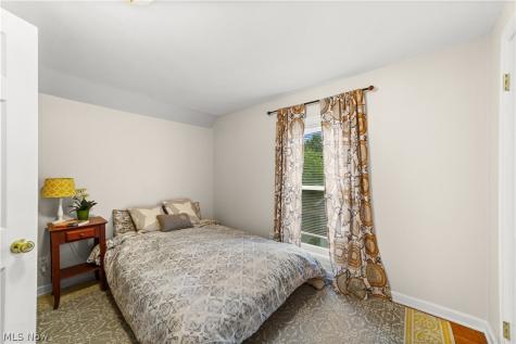 4721 Maple Street Willoughby OH 44094