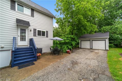 4721 Maple Street Willoughby OH 44094