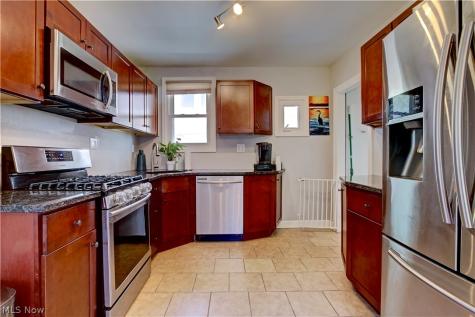 3630 W 148th Street Cleveland OH 44111