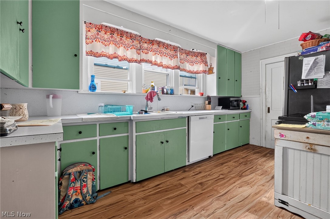 729 Main Street Conneaut OH 44030