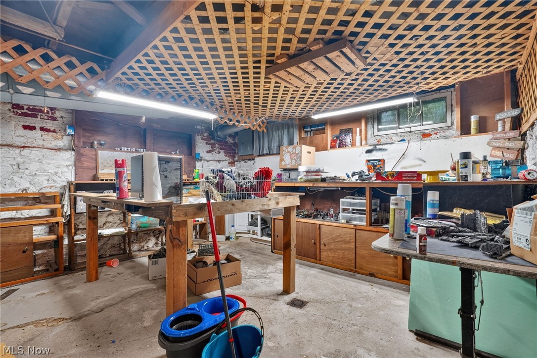729 Main Street Conneaut OH 44030