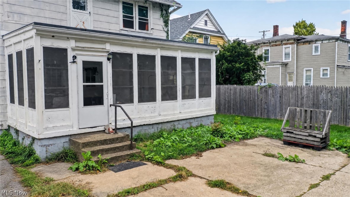 729 Main Street Conneaut OH 44030