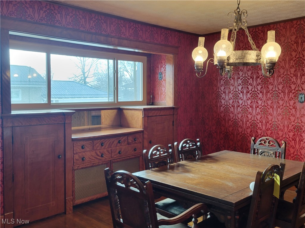 593 Dewey Avenue Cadiz OH 43907
