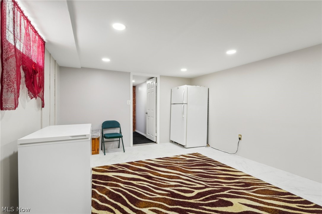 1559 Winchester Avenue Lakewood OH 44107