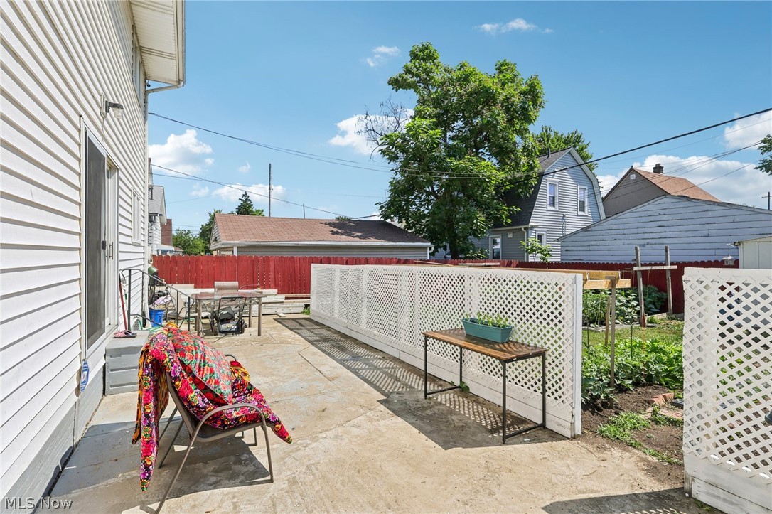 1559 Winchester Avenue Lakewood OH 44107