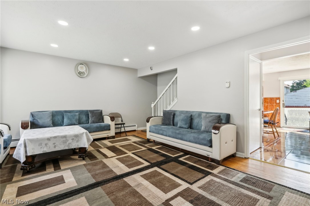 1559 Winchester Avenue Lakewood OH 44107