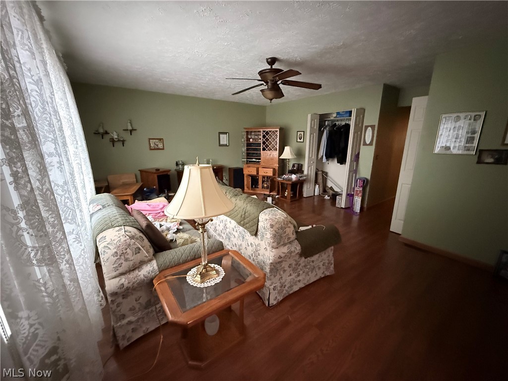 35288 Beach Park Avenue Eastlake OH 44095