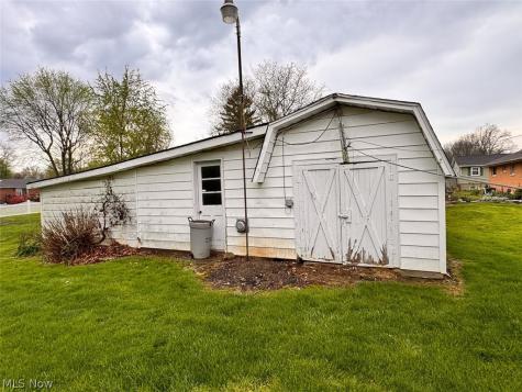 1484 Lambert Street Alliance OH 44601