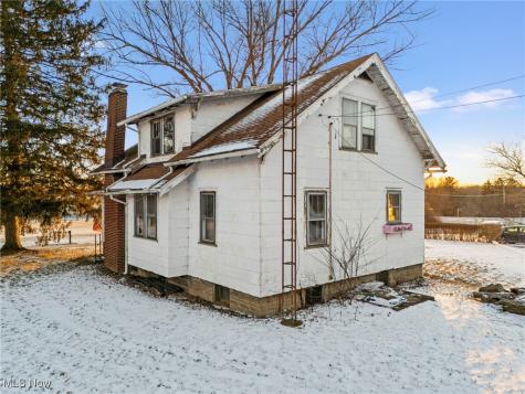 10595 Forty Corners Road NW Massillon OH 44647