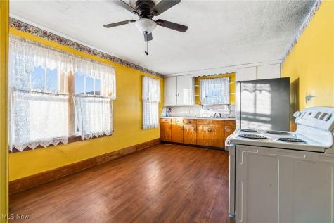 10595 Forty Corners Road NW Massillon OH 44647