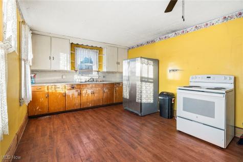 10595 Forty Corners Road NW Massillon OH 44647