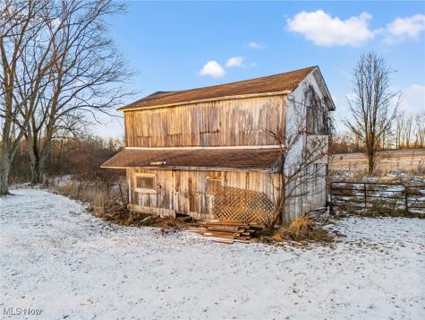 10595 Forty Corners Road NW Massillon OH 44647
