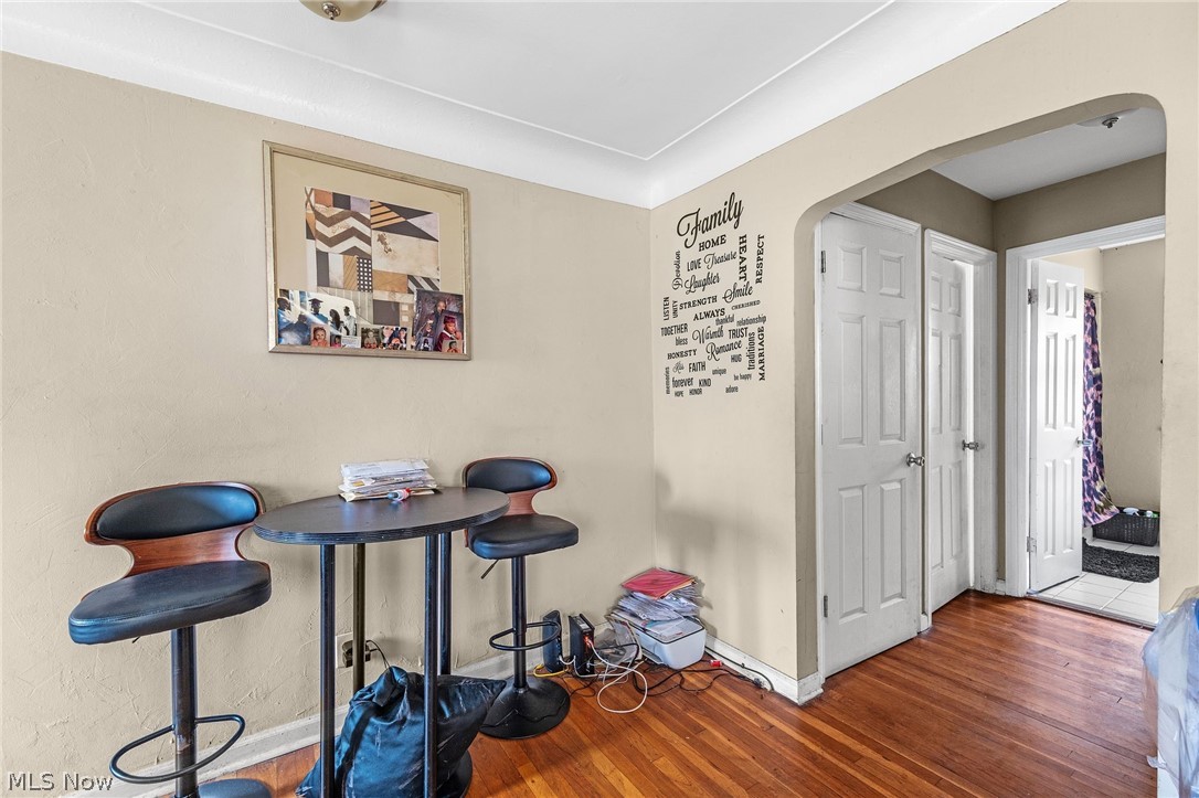 14217 Kennerdown Avenue Maple Heights OH 44137
