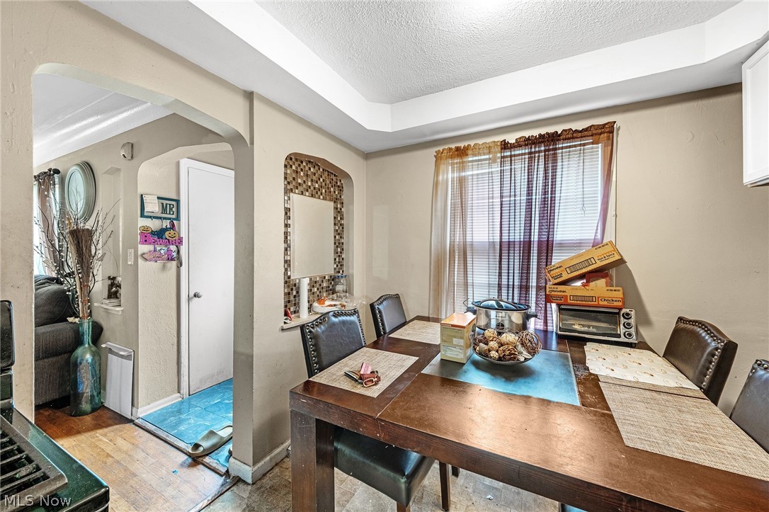 14217 Kennerdown Avenue Maple Heights OH 44137