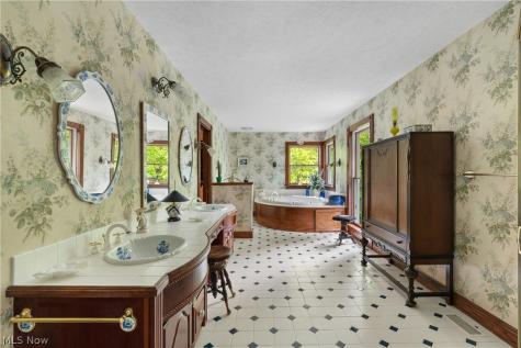 2658 High Hampton Trail Cuyahoga Falls OH 44223