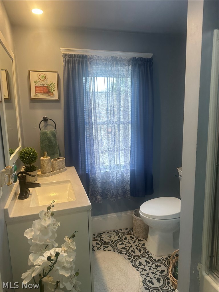 857 Baker Avenue NW New Philadelphia OH 44663