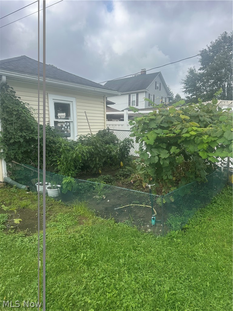 857 Baker Avenue NW New Philadelphia OH 44663