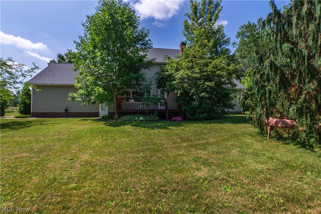 1807 Smith Kramer Street NE Hartville OH 44632