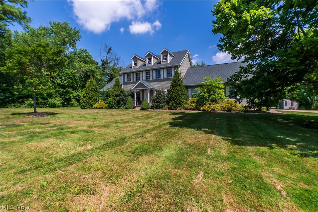 1807 Smith Kramer Street NE Hartville OH 44632