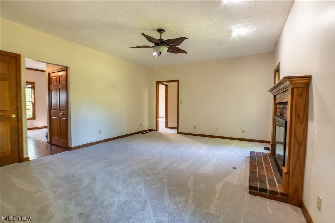 1807 Smith Kramer Street NE Hartville OH 44632