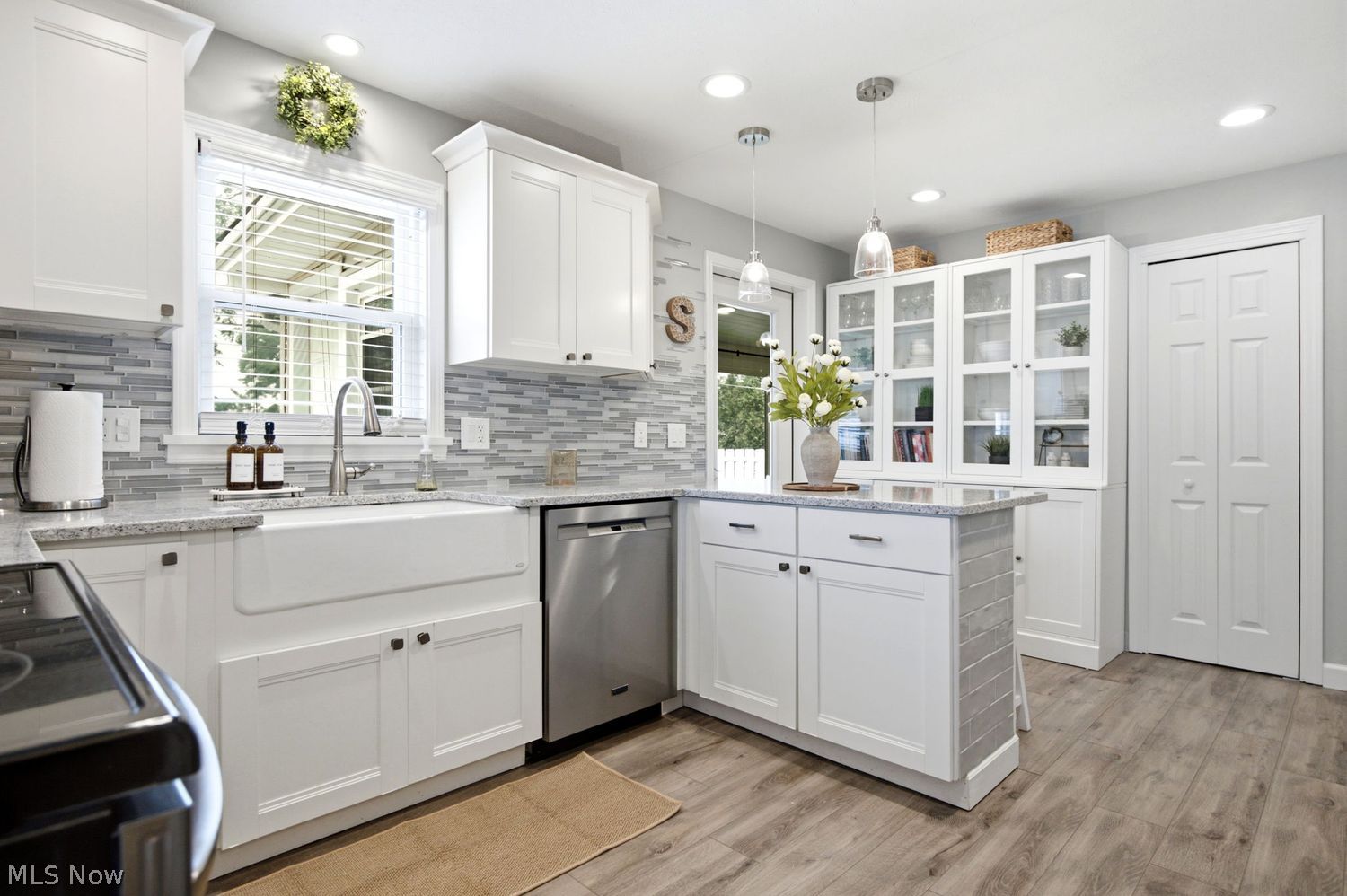 32809 Lake Shore Boulevard Willowick OH 44095