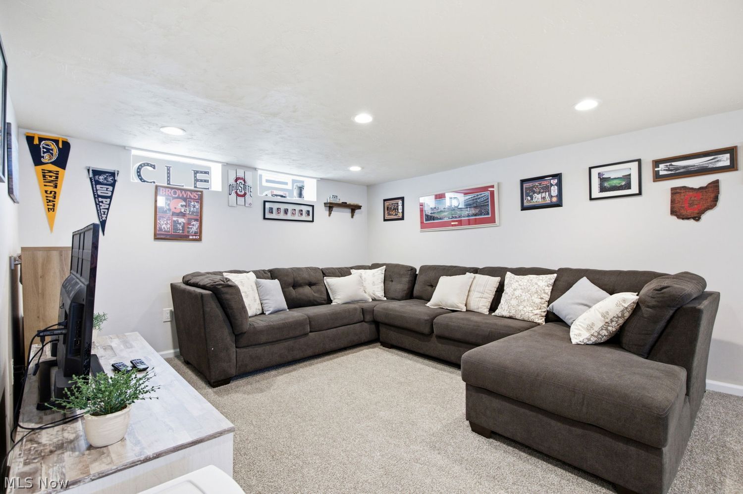 32809 Lake Shore Boulevard Willowick OH 44095