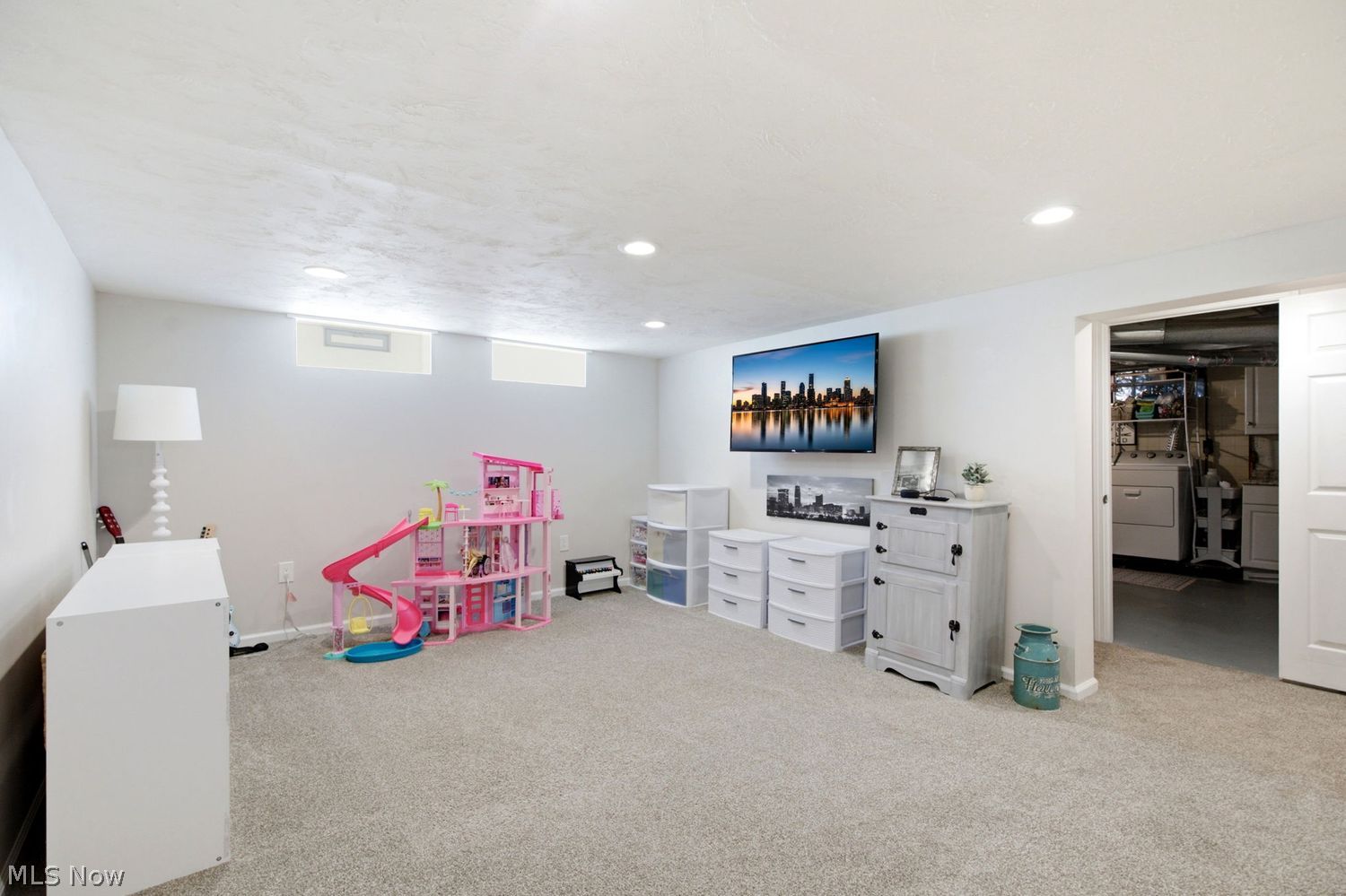 32809 Lake Shore Boulevard Willowick OH 44095