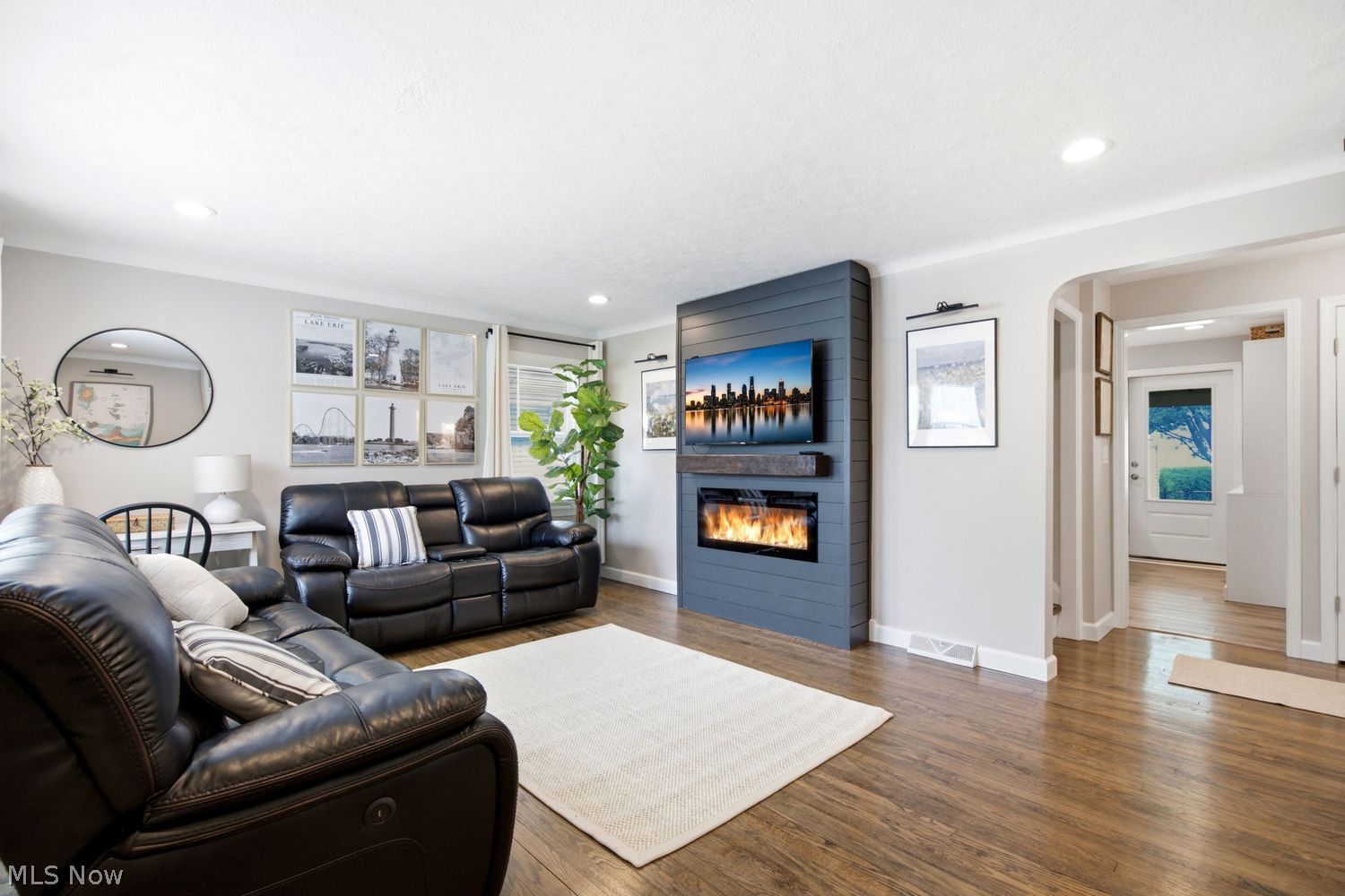 32809 Lake Shore Boulevard Willowick OH 44095
