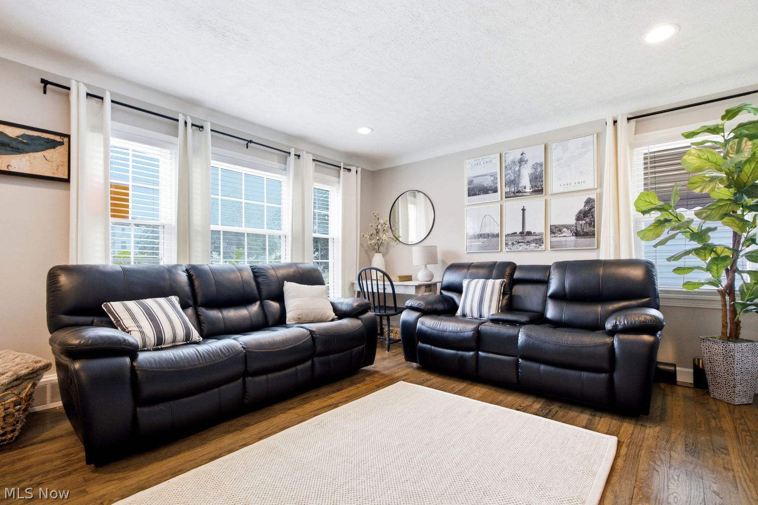 32809 Lake Shore Boulevard Willowick OH 44095