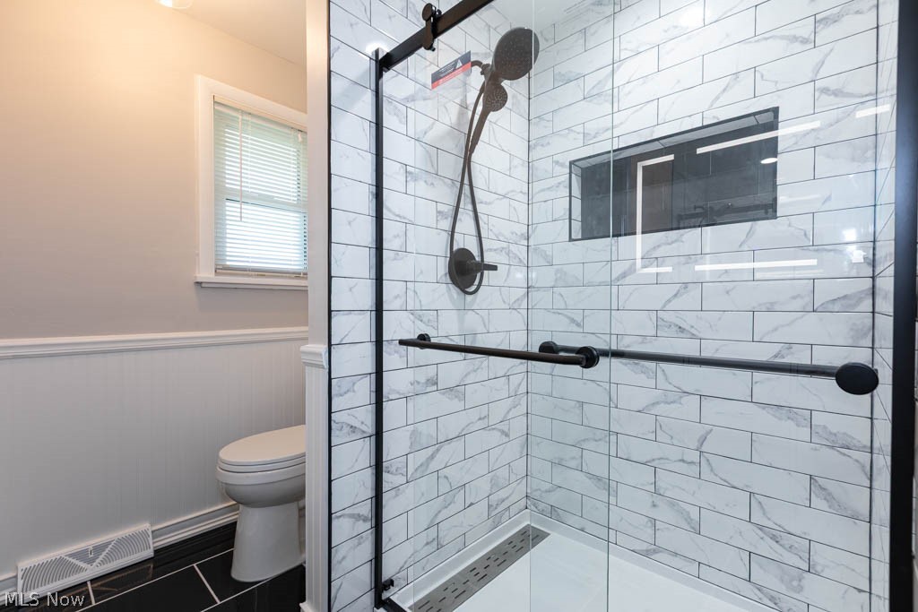 1872 Bremerton Road Lyndhurst OH 44124