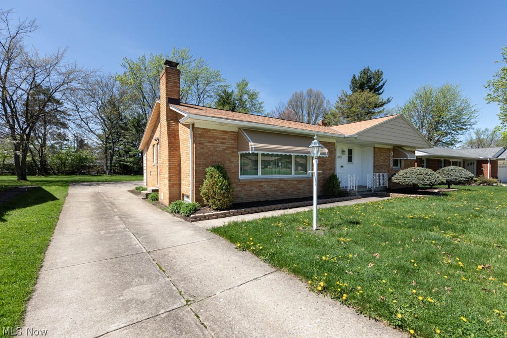 1872 Bremerton Road Lyndhurst OH 44124