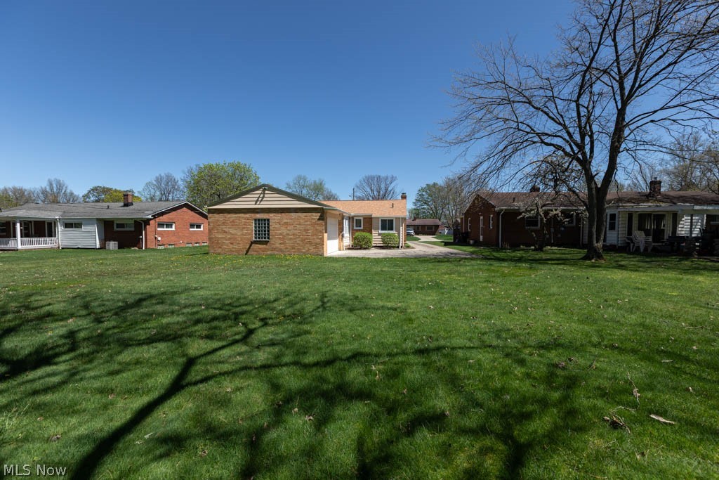 1872 Bremerton Road Lyndhurst OH 44124