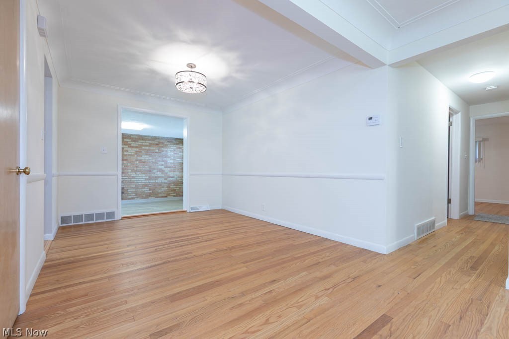 1872 Bremerton Road Lyndhurst OH 44124