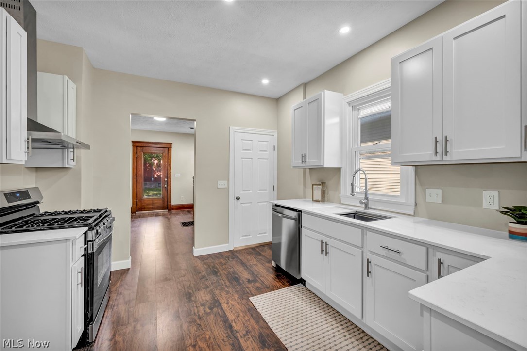 824 W 58th Street Ashtabula OH 44004