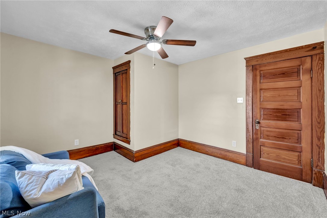 824 W 58th Street Ashtabula OH 44004