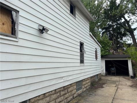 3710 E 104th Street Cleveland OH 44105