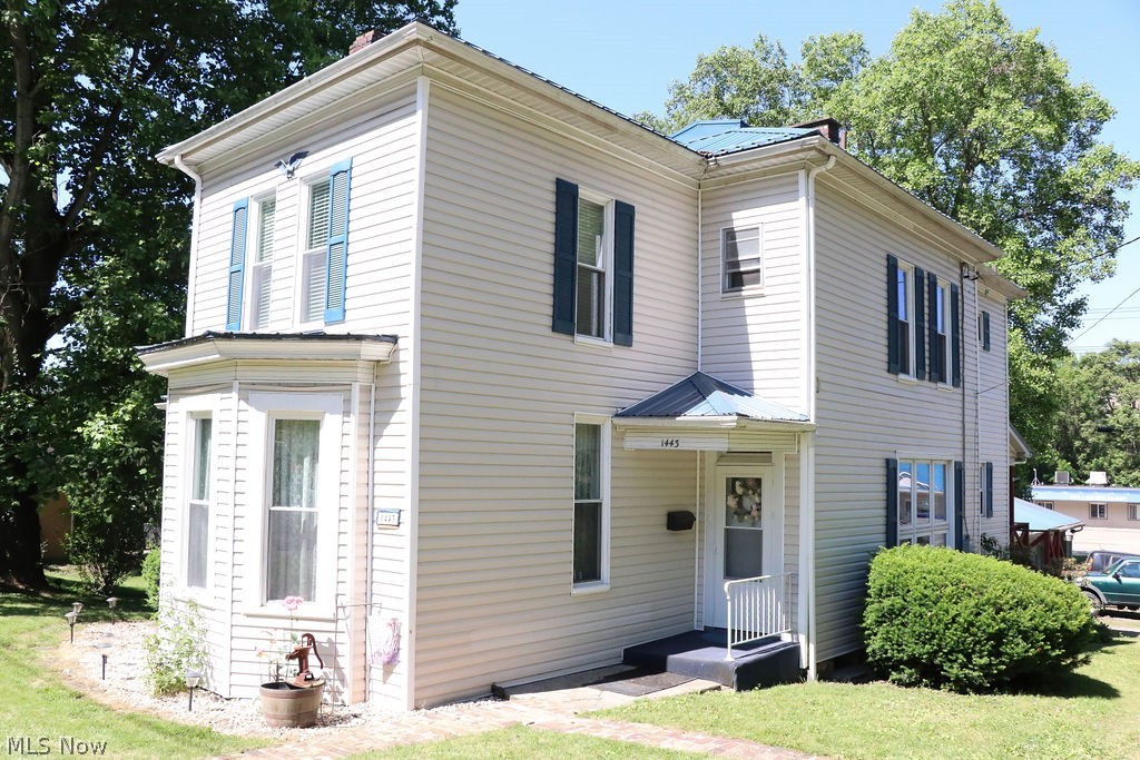 1443 Pleasant Avenue Wellsburg WV 26070