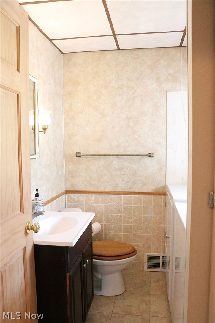 1443 Pleasant Avenue Wellsburg WV 26070