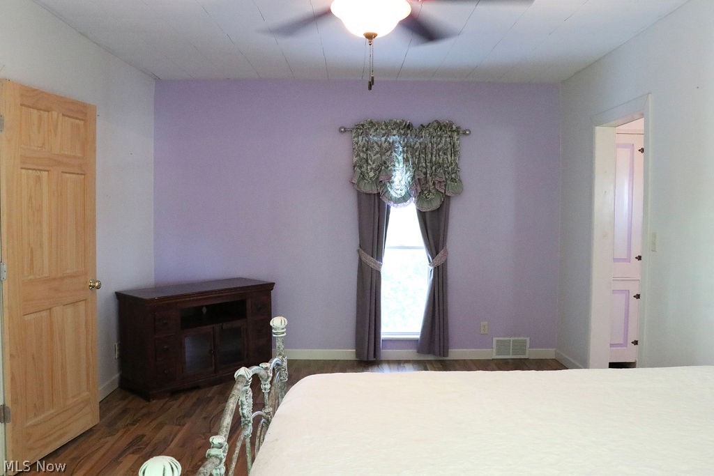 1443 Pleasant Avenue Wellsburg WV 26070