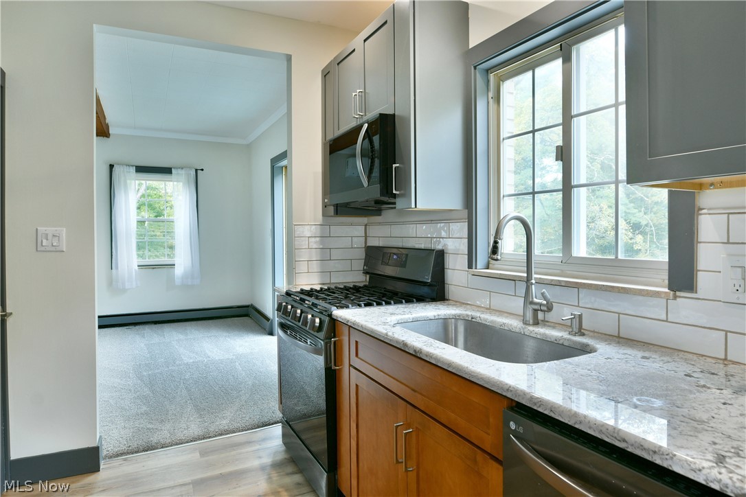 892 Yankee Run Road Masury OH 44438