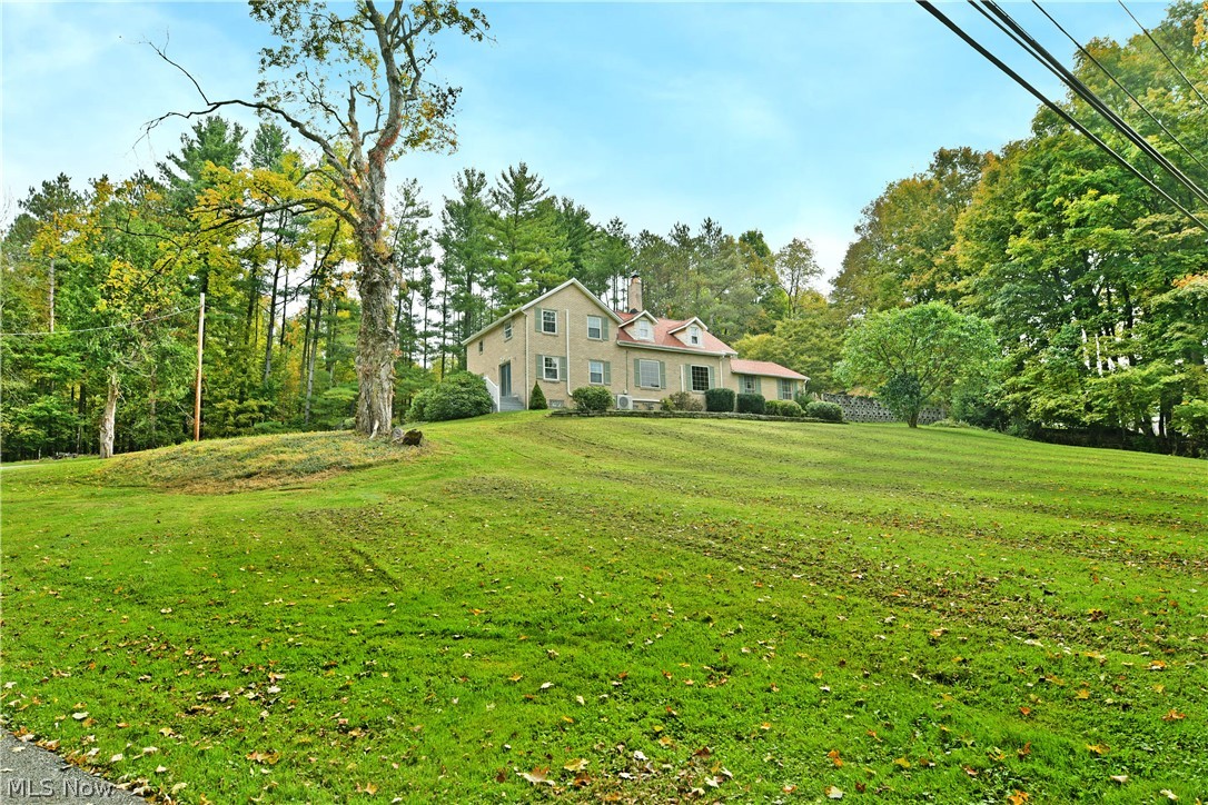 892 Yankee Run Road Masury OH 44438