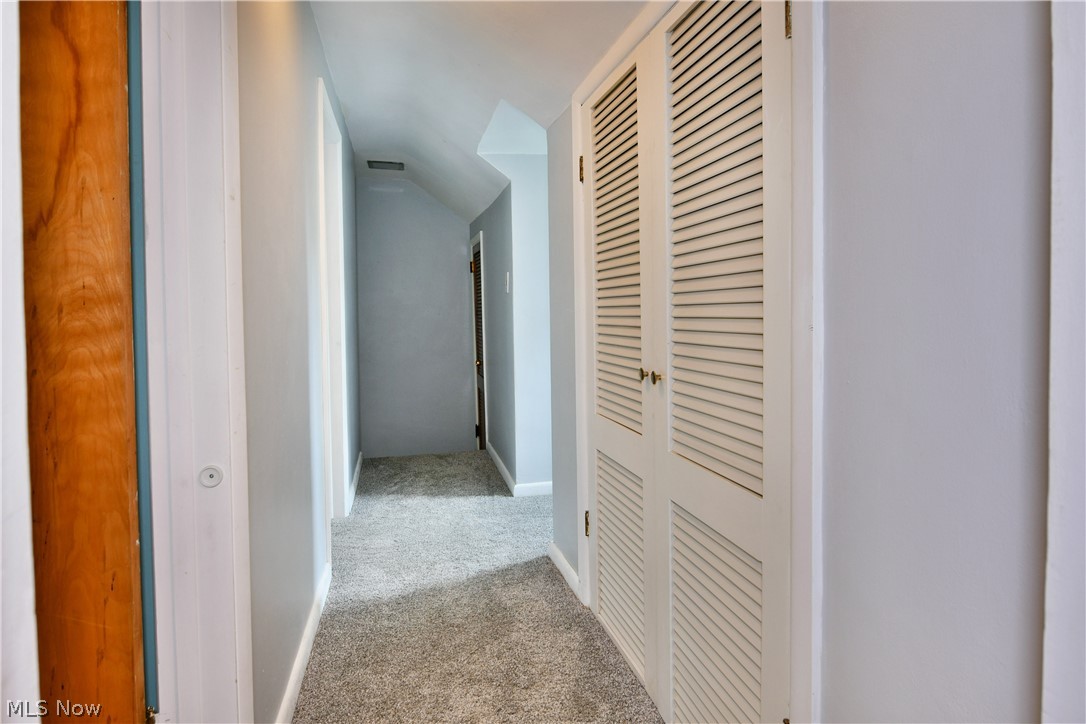 892 Yankee Run Road Masury OH 44438