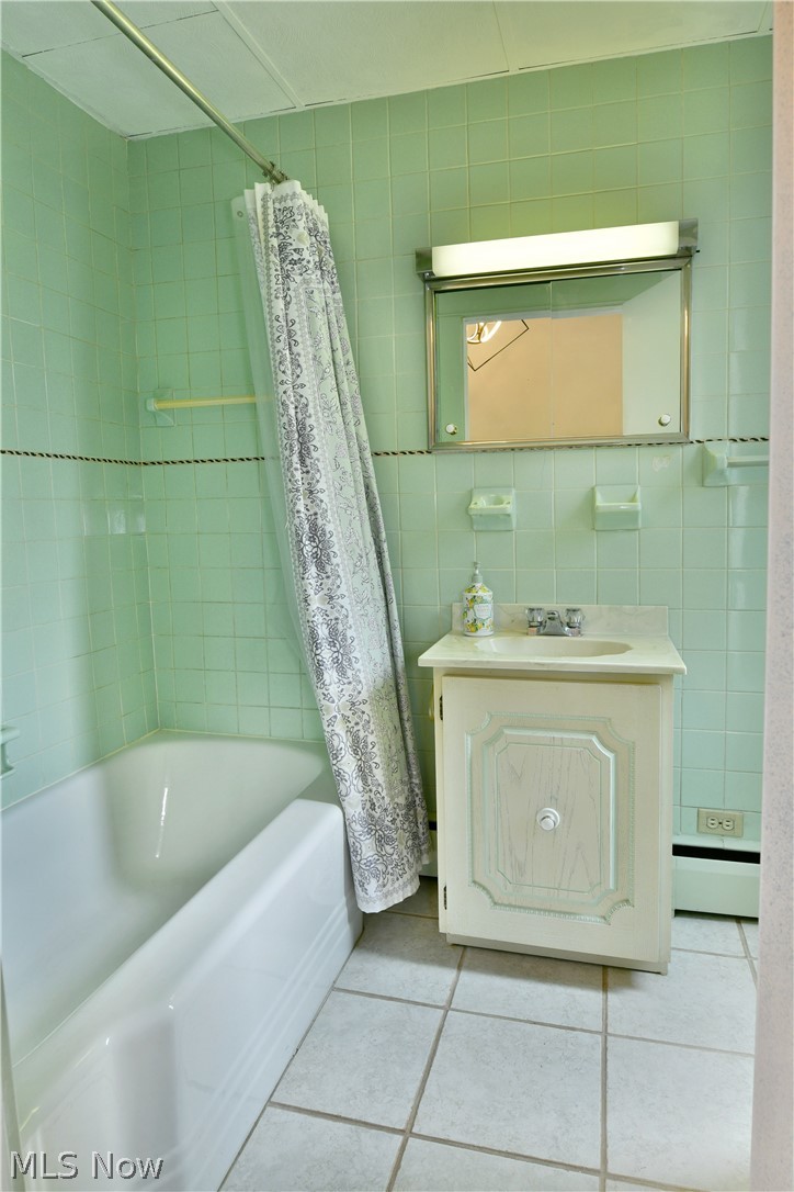 892 Yankee Run Road Masury OH 44438