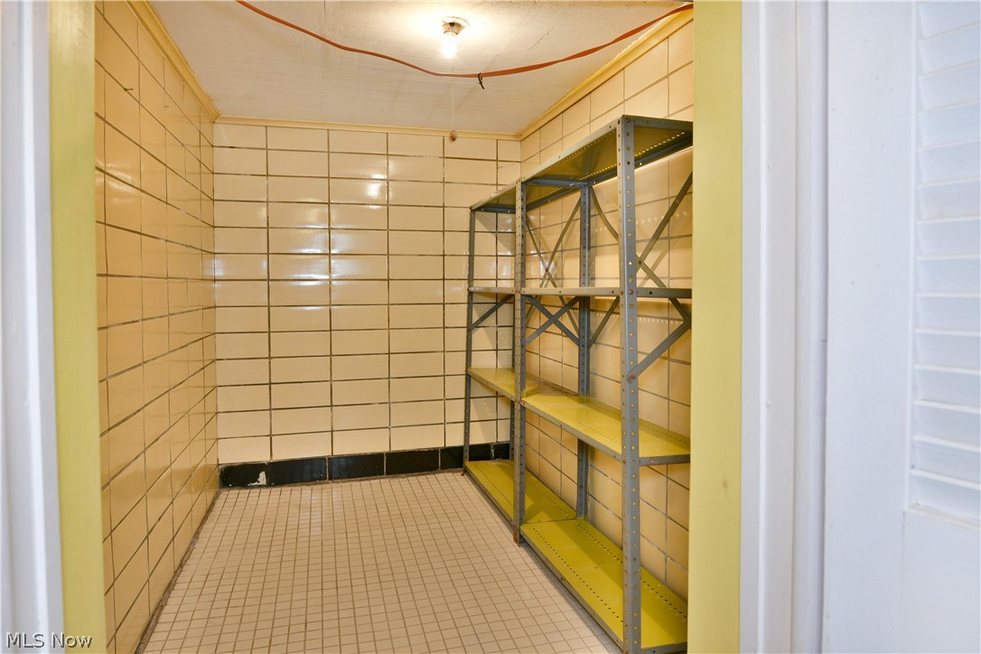 892 Yankee Run Road Masury OH 44438
