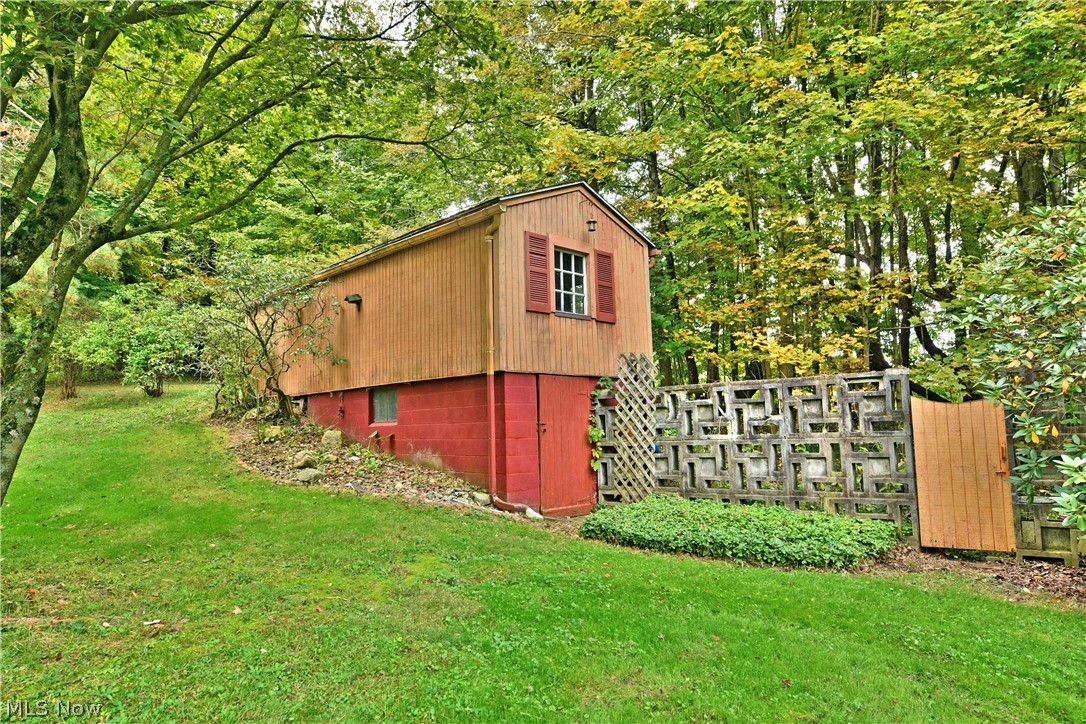 892 Yankee Run Road Masury OH 44438
