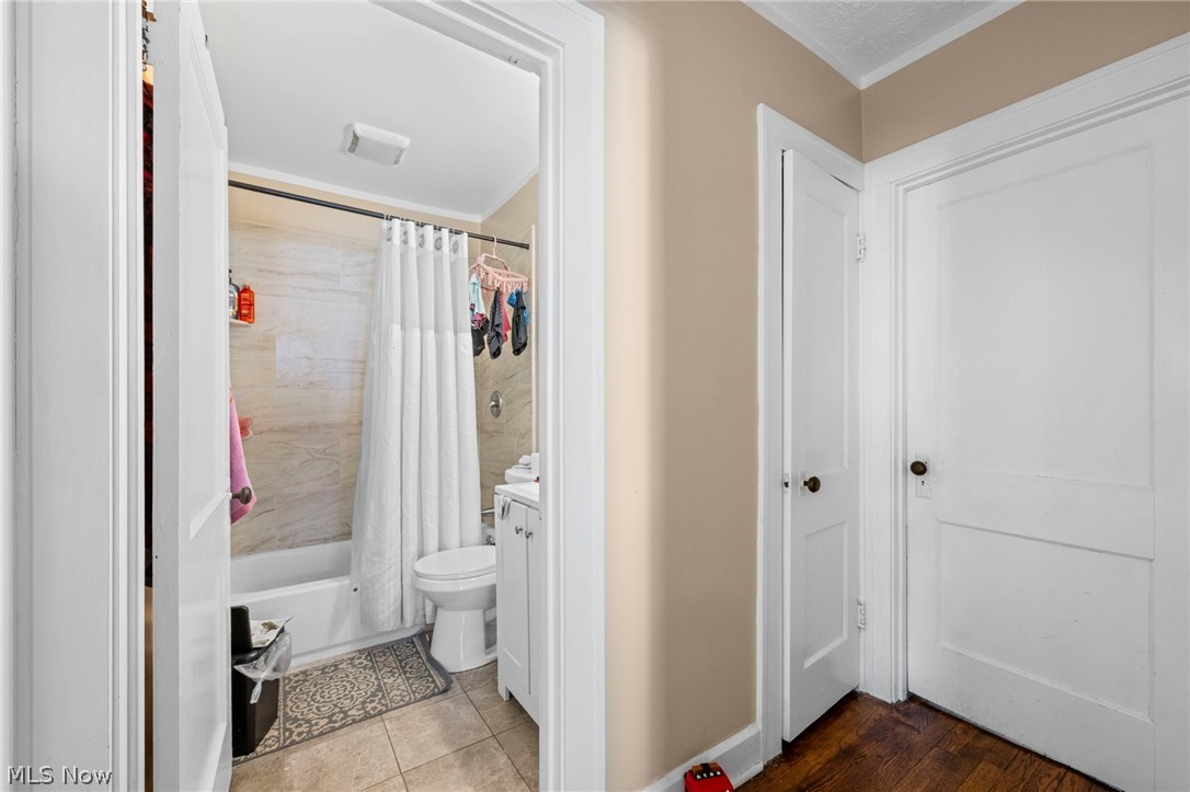 3997 W 22nd Street Cleveland OH 44109