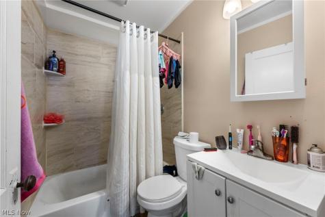 3997 W 22nd Street Cleveland OH 44109