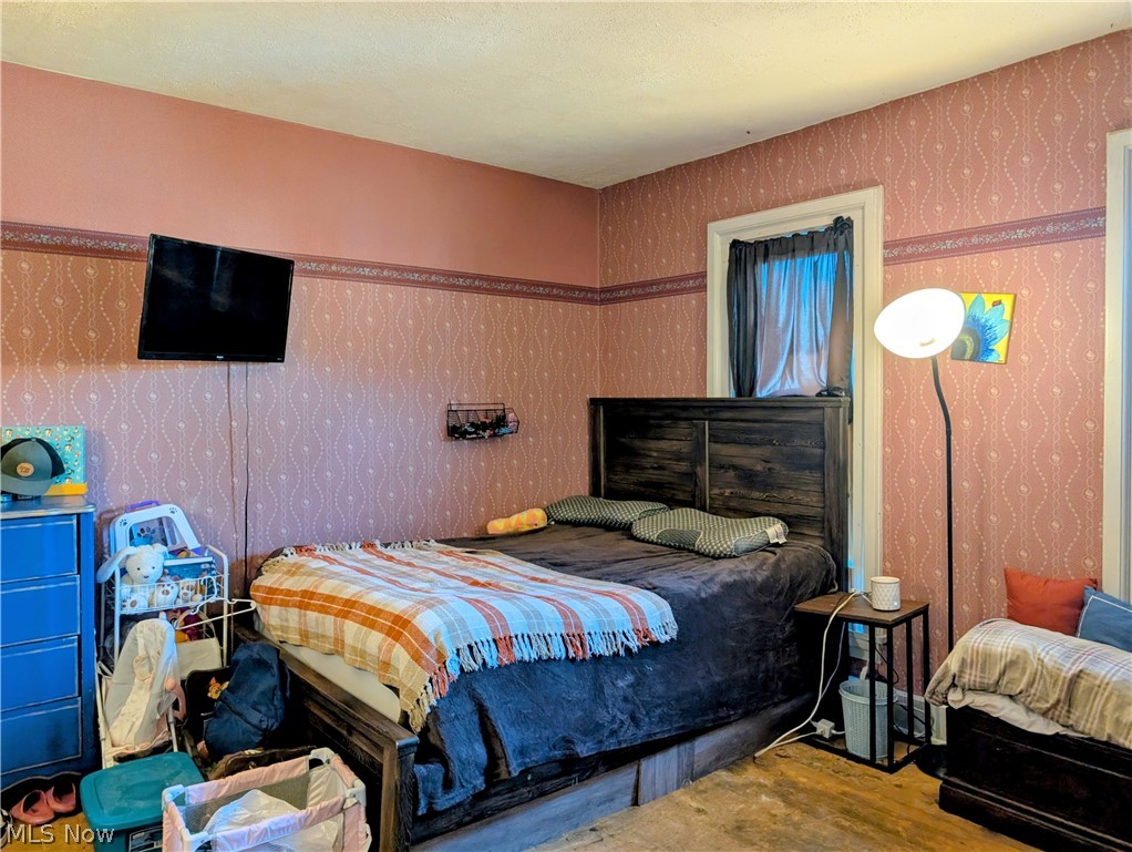 306 10th Street Wellsville OH 43968
