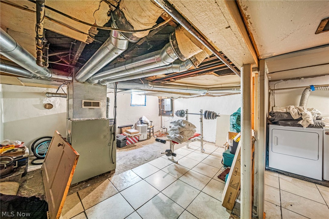 1066 Emma Avenue Akron OH 44302