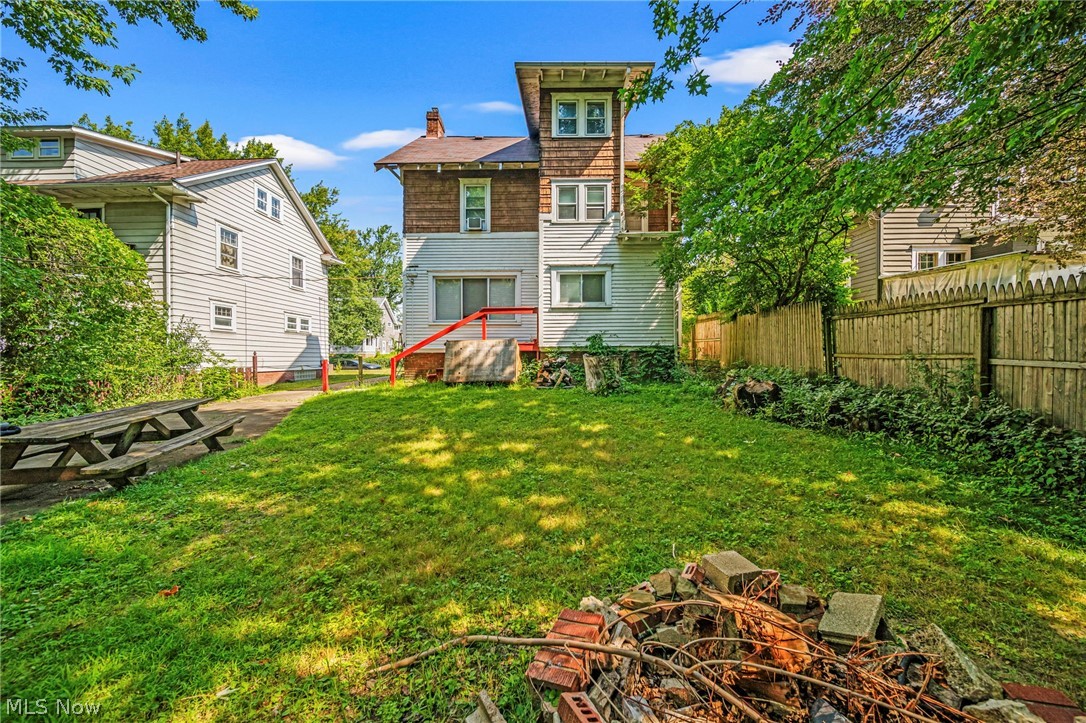 1066 Emma Avenue Akron OH 44302